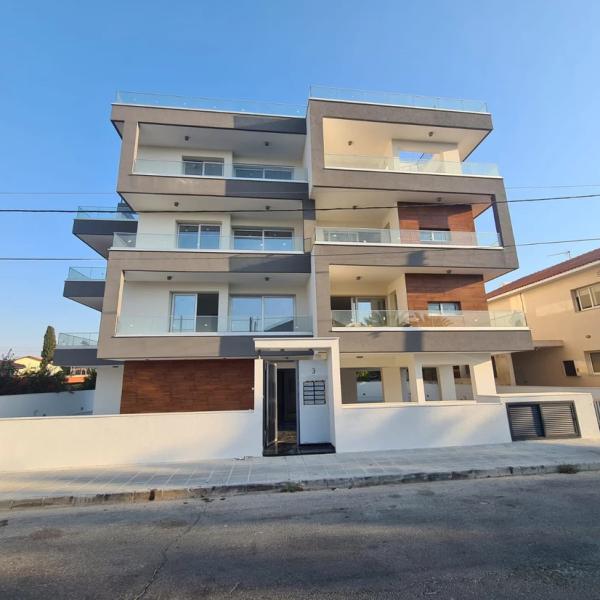 Residential Building at Zakaki